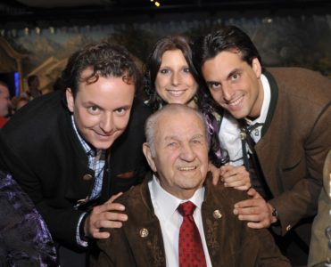 Il peut être fier de la 8e génération de la famille à la direction de l’entreprise !