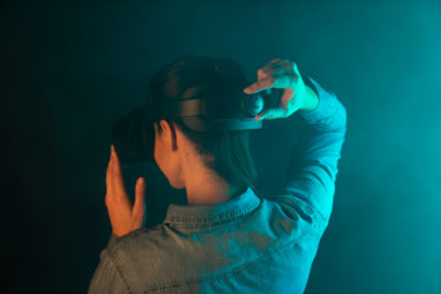 Il a aussi contribué au changement des casques à YULLBE GO.