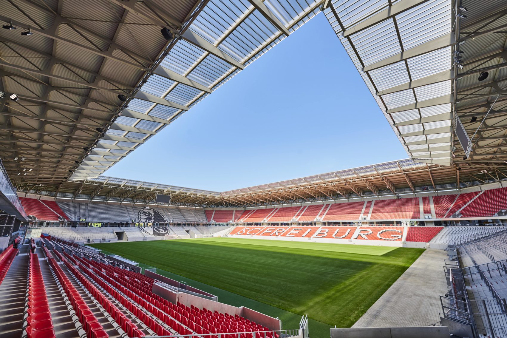 Ein Blick hinter die Kulissen des SC Freiburg Das EuropaPark Stadion Der offizielle Europa