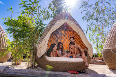 Détendez-vous dans un egg de plage !