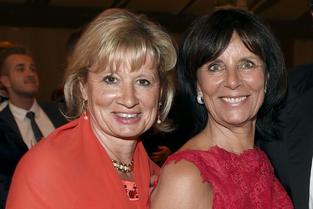 Mauritia (à gauche) et Marianne Mack sont chacune à la tête de leur propre association de soutien.