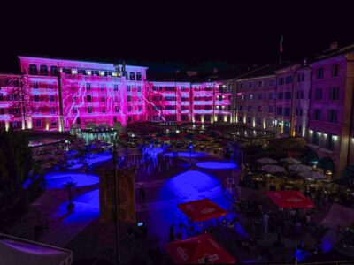 On célèbre ce 20e anniversaire en grande pompe